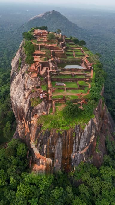 Sigiriya - Lion Rock